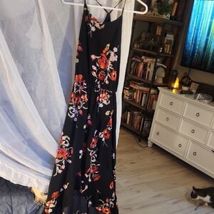 Soprano Black Floral Maxi Dress M